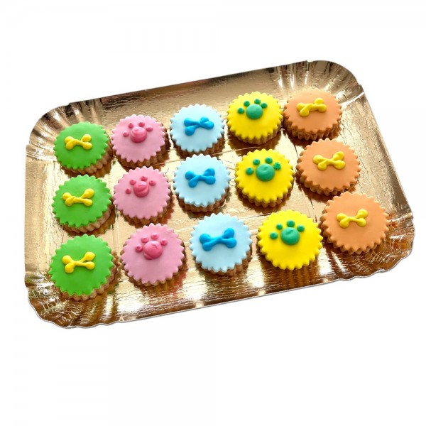 Dolci Impronte - Tray of 15 Handmade Cupcakes - 300g